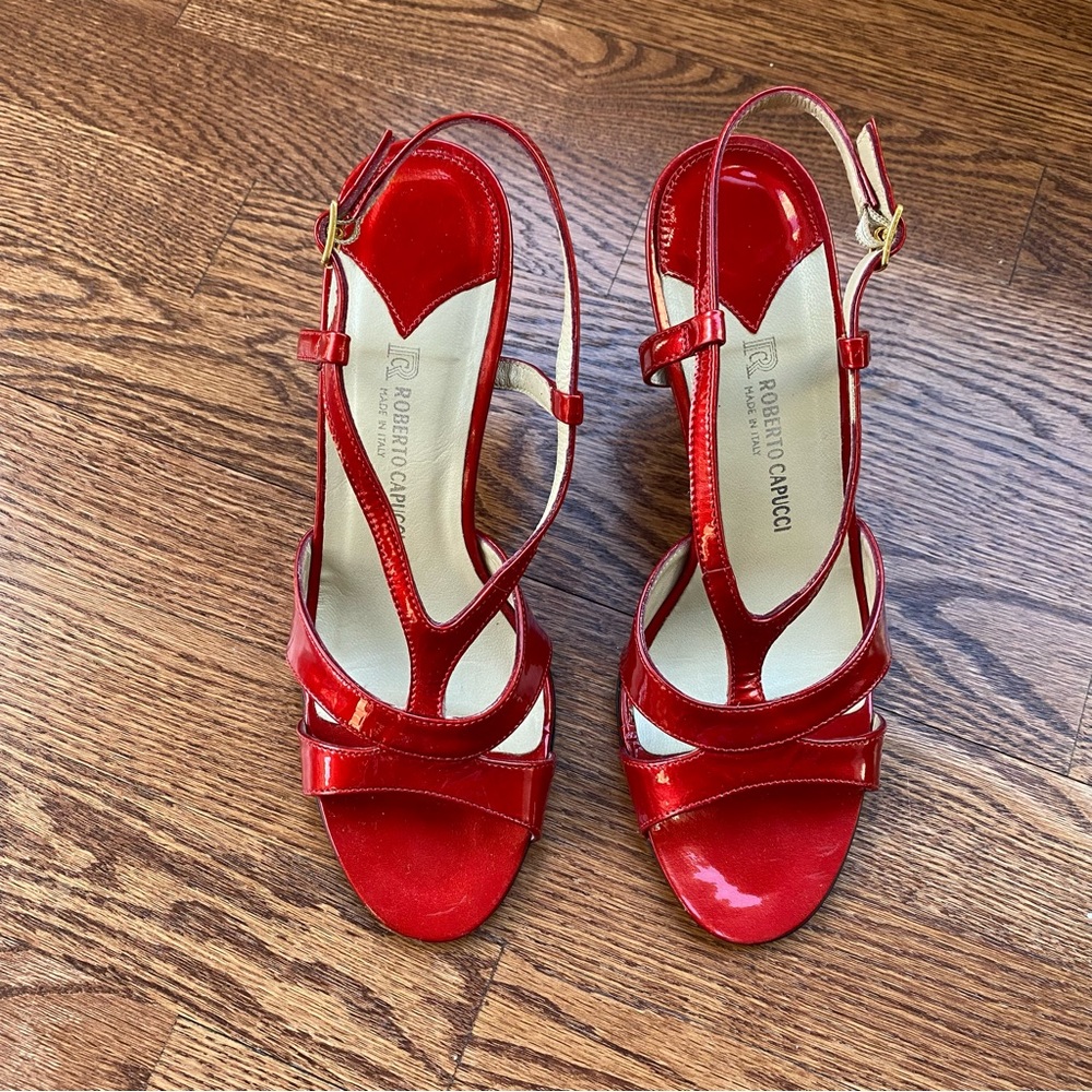 Roberto Capucci red heels - size 9
